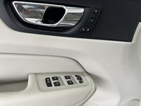 Volvo XC60 T8 AWD Inscription aut **KORKO ALK 2.99% + KULUT!**JAKOHIHNA VAIHDETTU, WEBASTO, NAVI, ILMA-ALUSTA!**, vm. 2018, 81 tkm (10 / 13)
