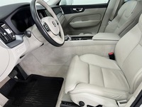 Volvo XC60 T8 AWD Inscription aut **KORKO ALK 2.99% + KULUT!**JAKOHIHNA VAIHDETTU, WEBASTO, NAVI, ILMA-ALUSTA!**, vm. 2018, 81 tkm (5 / 13)