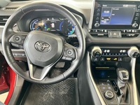 Toyota RAV4 Plug-in Hybrid 2,5 AWD-i Style **AJ. VAIN 5700KM!**, vm. 2021, 6 tkm (13 / 14)