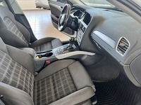 Audi A4 Sedan Business 2,0 TDI 110 kW multitronic, vm. 2013, 196 tkm (8 / 10)