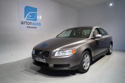 Volvo S80